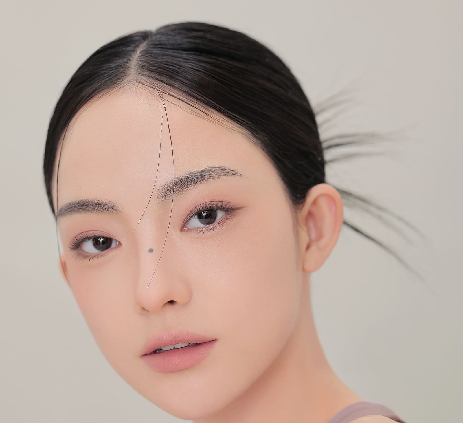 Key model visual of 3CE Soft Mute Pencil Liner