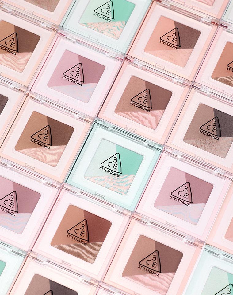 color grid eyeshadow display