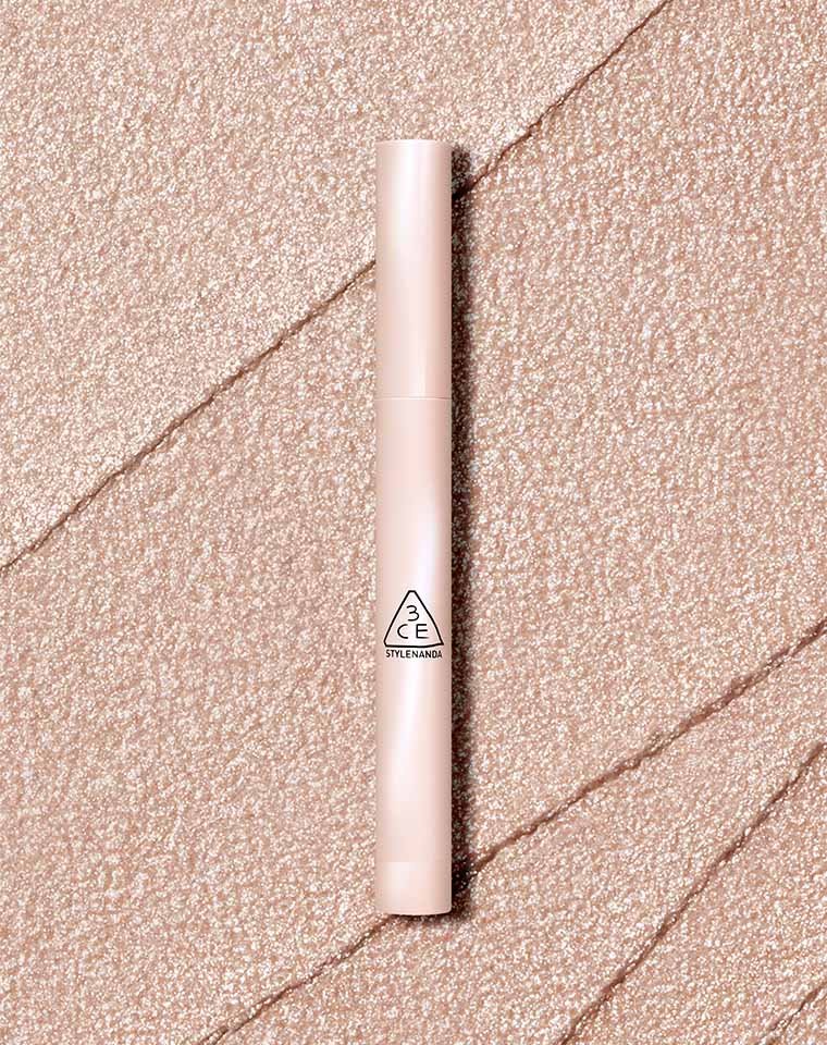 EYE SWITCH STICK_Ivory Breeze_DP_2