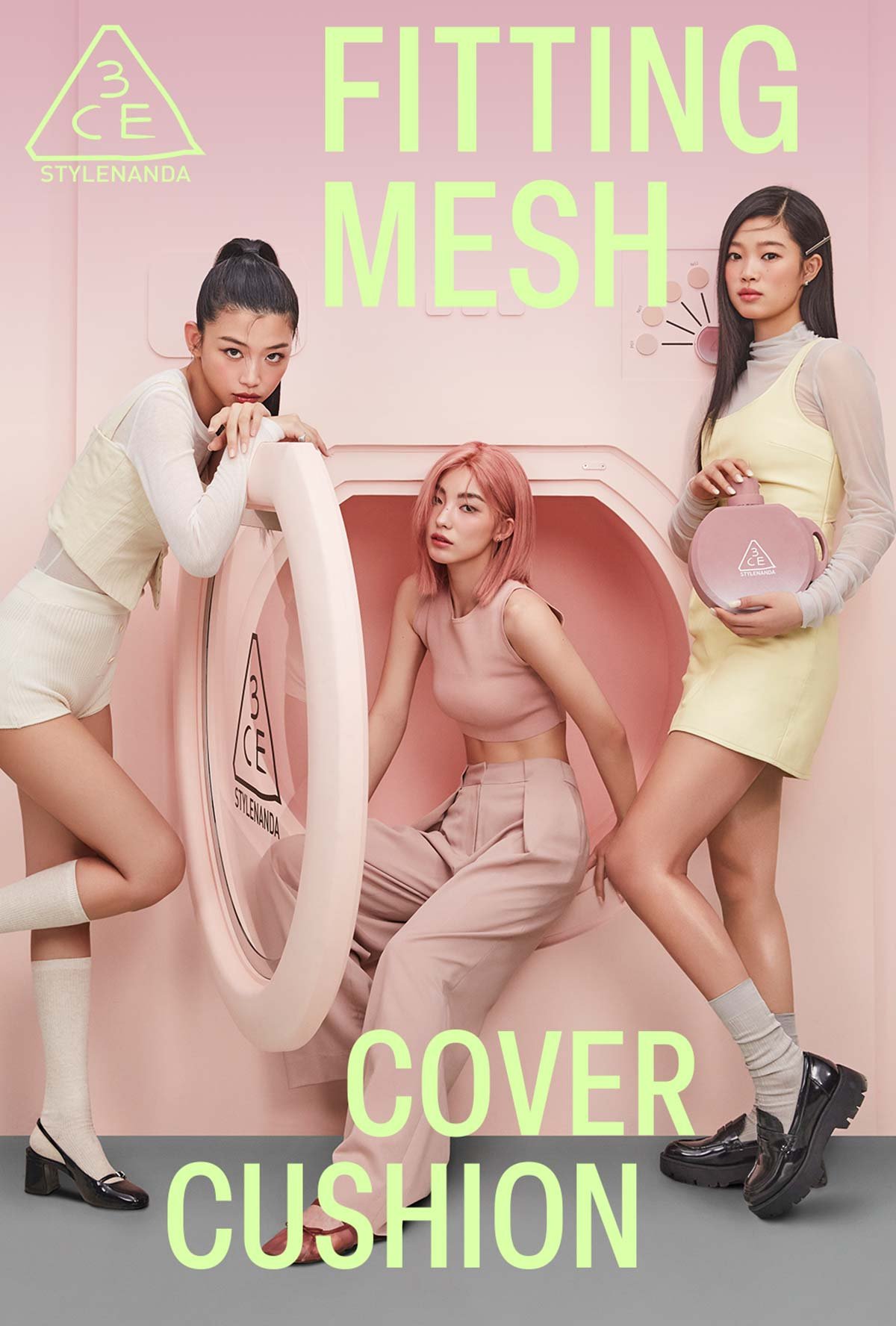 Key model visual of 3CE fitting mesh cover cushion