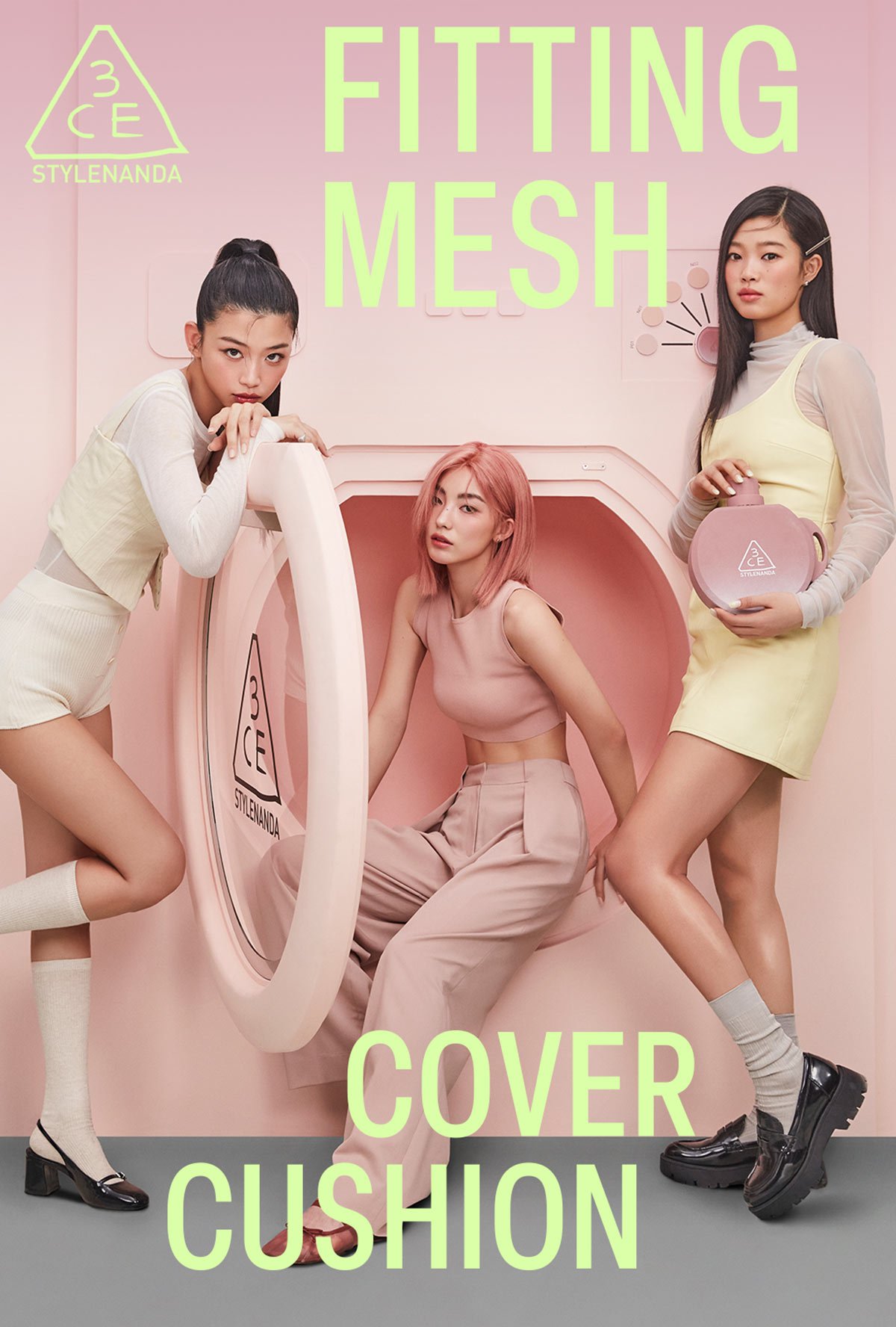 Key model visual of 3CE fitting mesh cover cushion