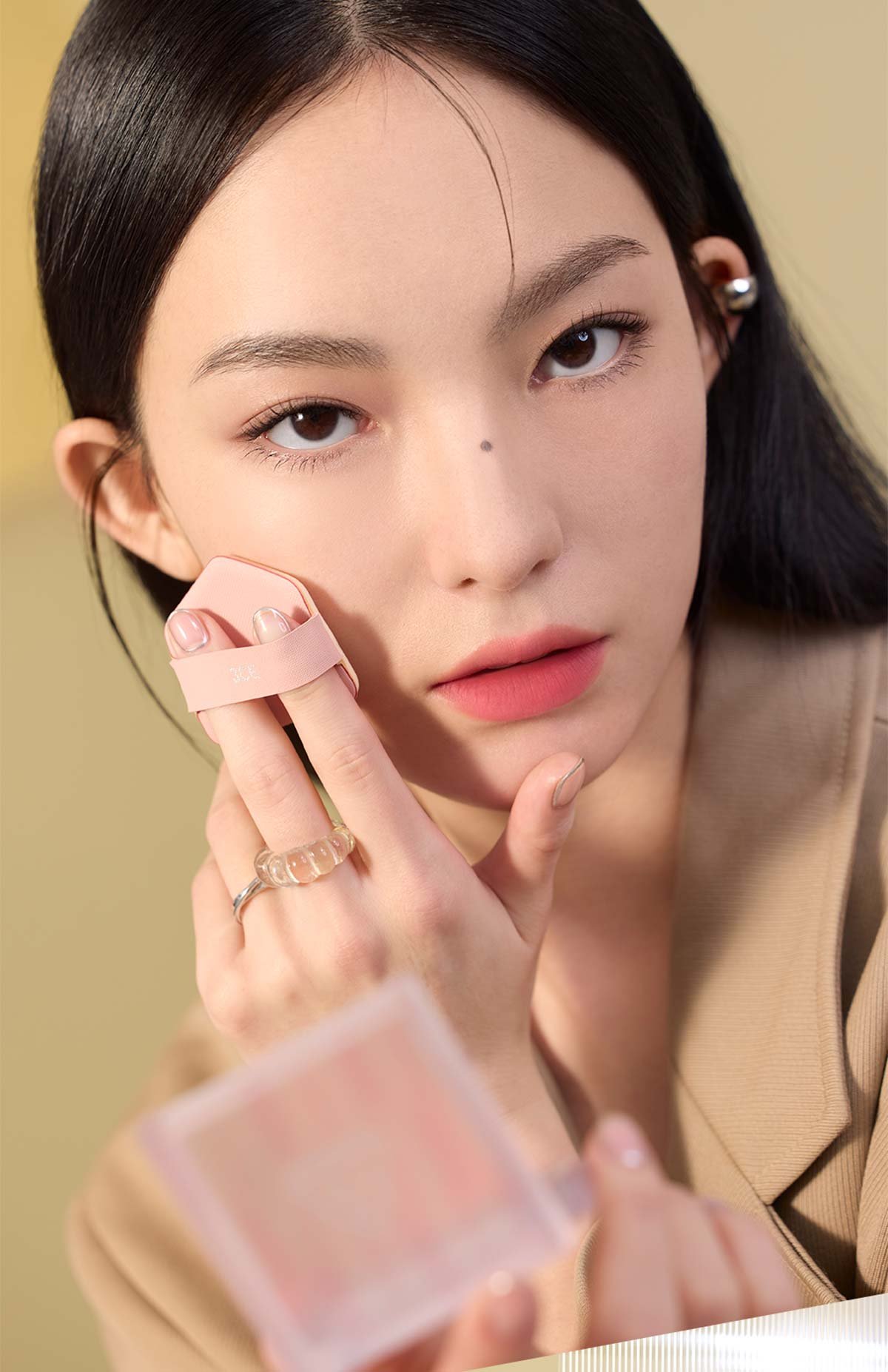 BLUR VEIL POWDER Rich Content 02