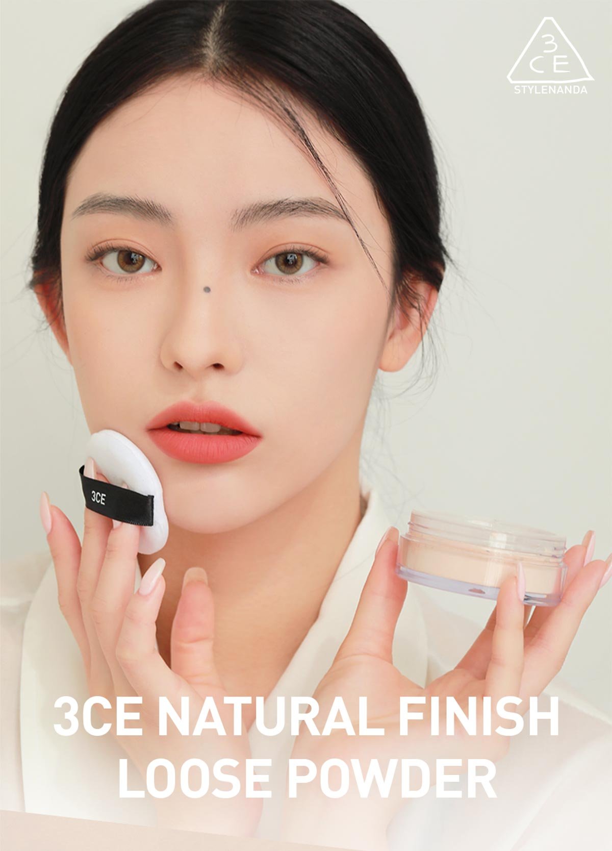 Key model visual of 3CE Natural Finish Loose Powder
