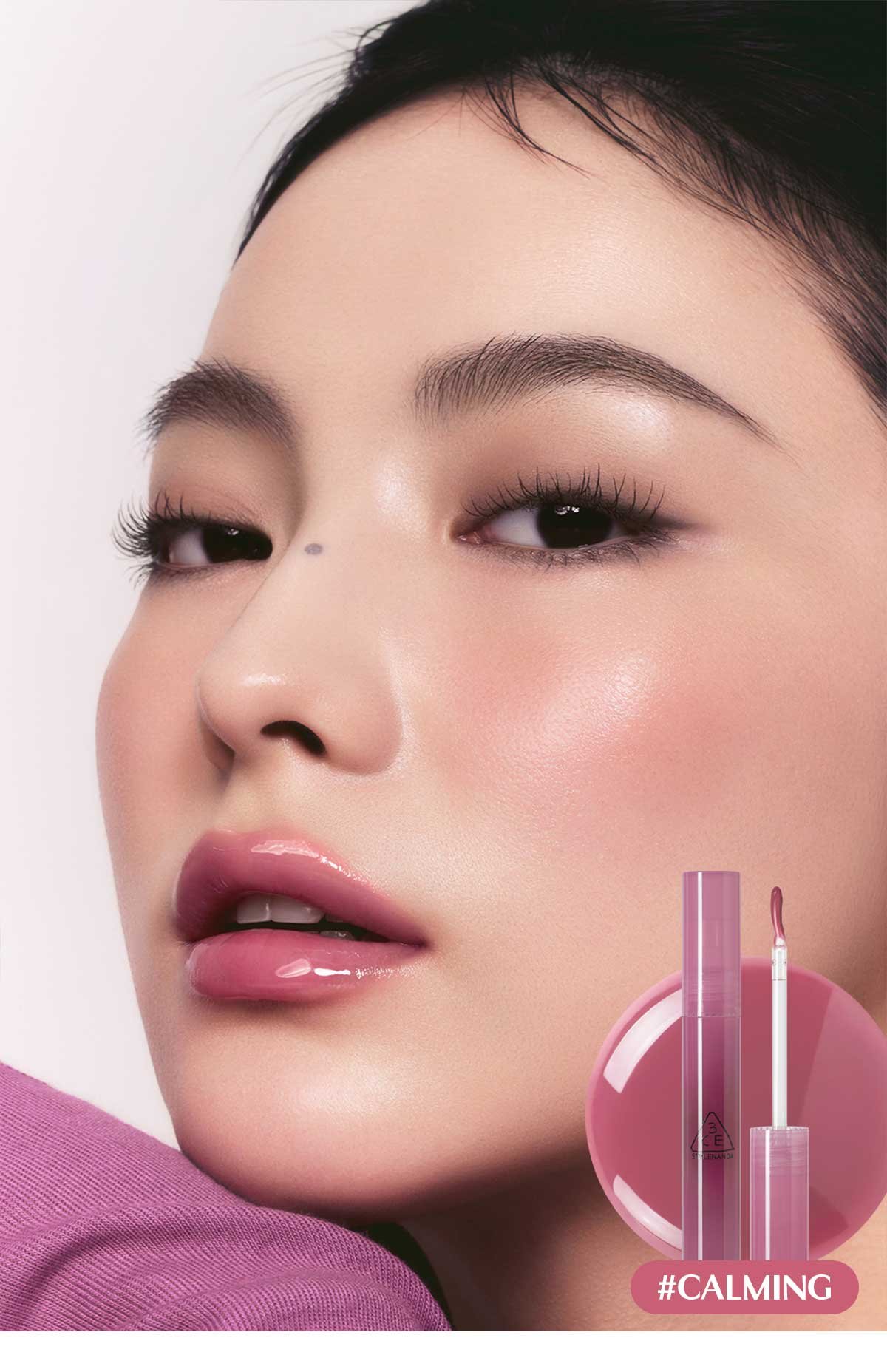3CE Drop Glow Gel Calming's Model Visual