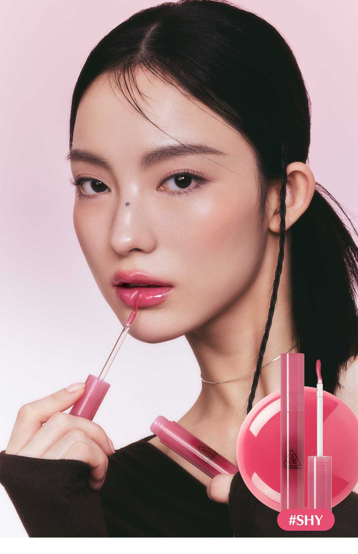3CE Drop Glow Gel Shy's Model Visual