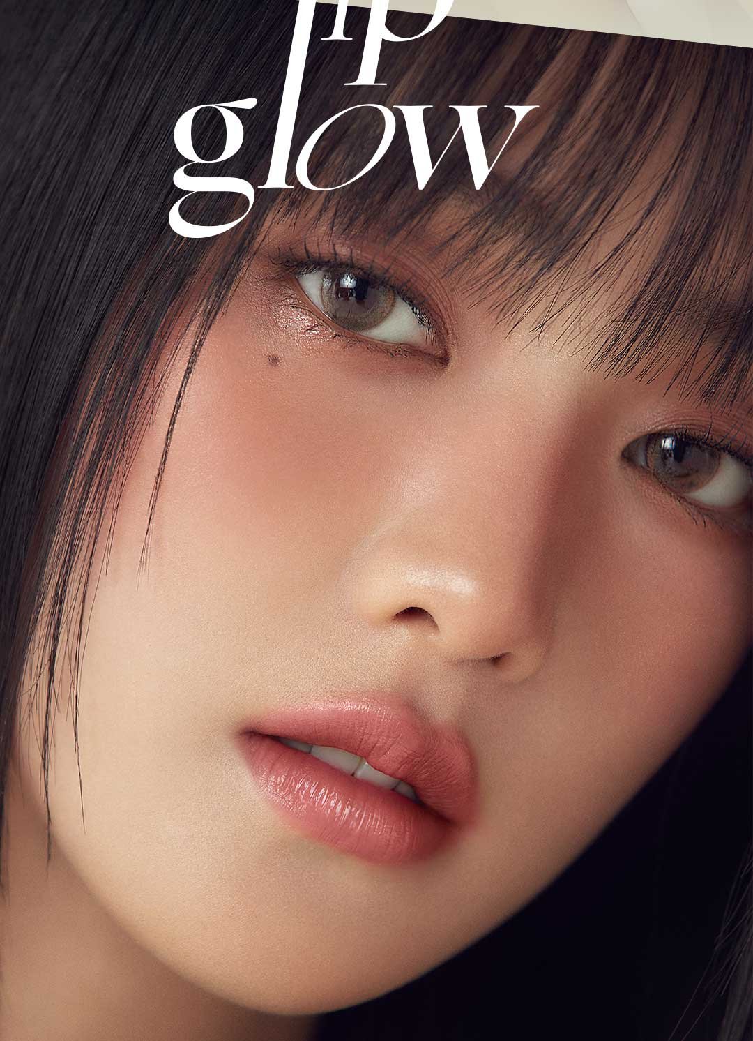 Key model visual of 3CE glazy lip glow