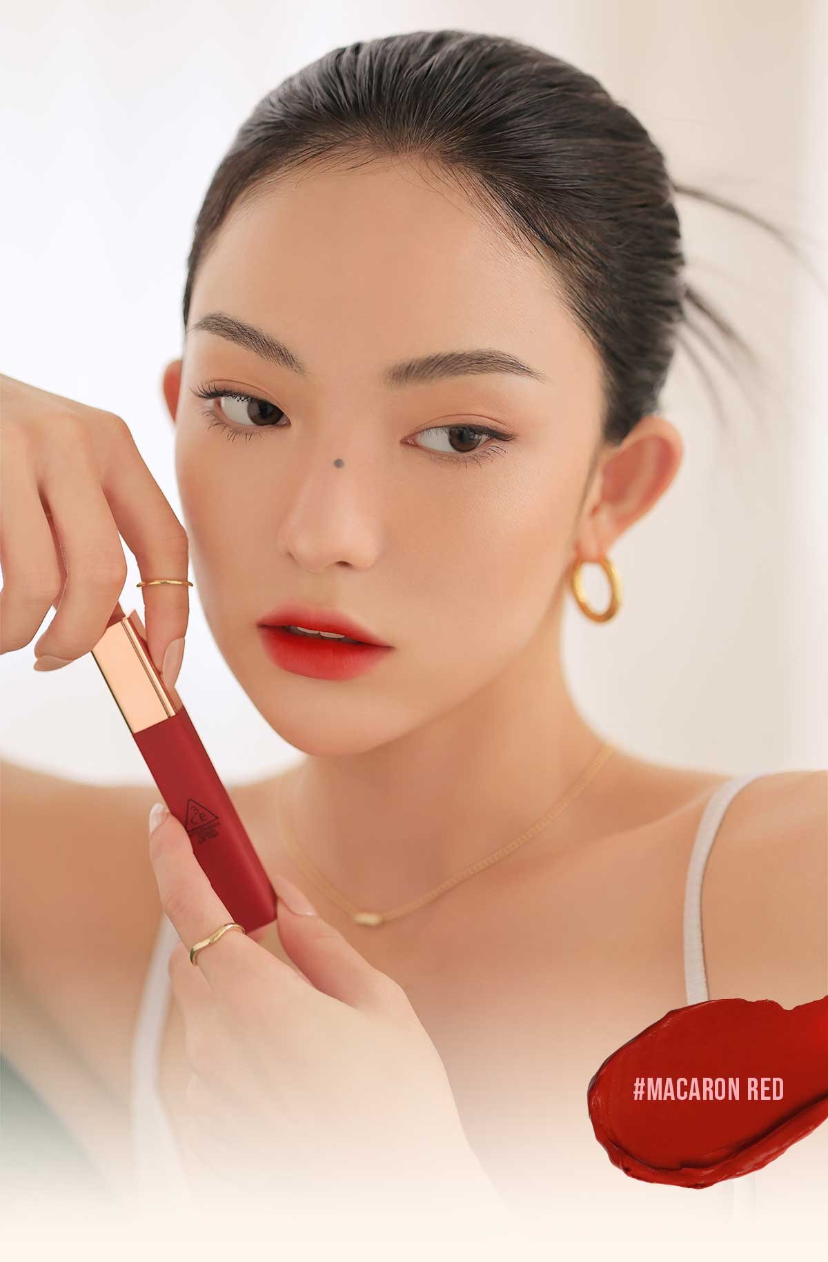 Key model visual of Cloud Lip Tint