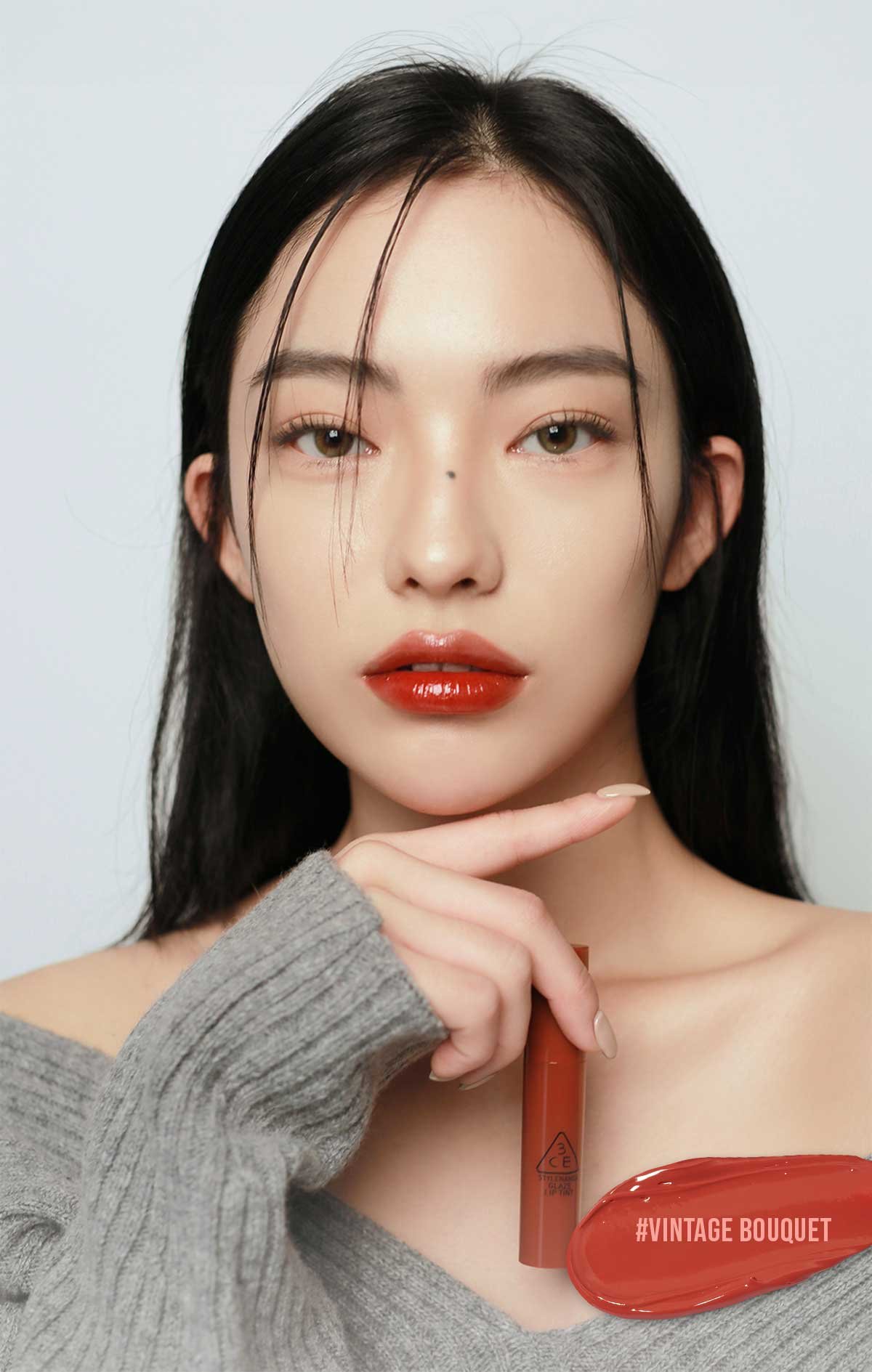 model visual of 3CE GLAZE LIP TINT vintage bouquet shade