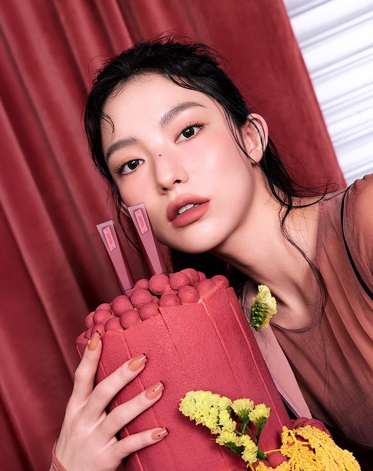 3CE VELVET LIP TINT PLUSH self made model