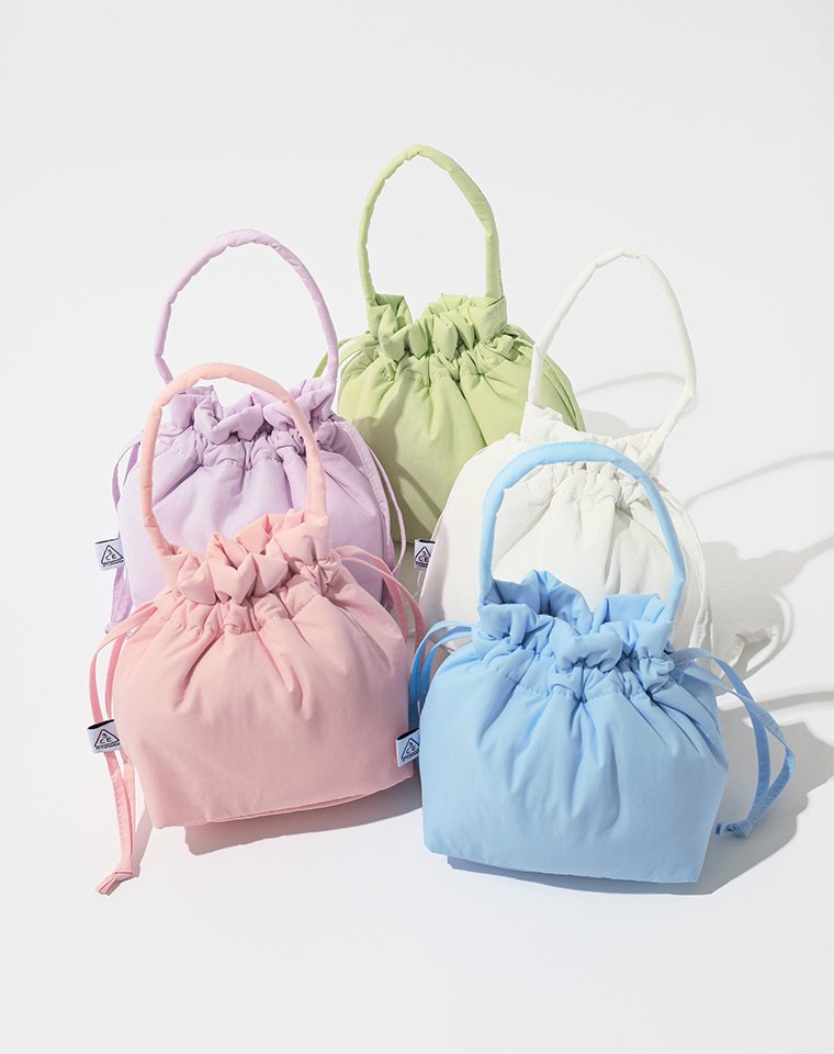 Padded Bucket Bag Display