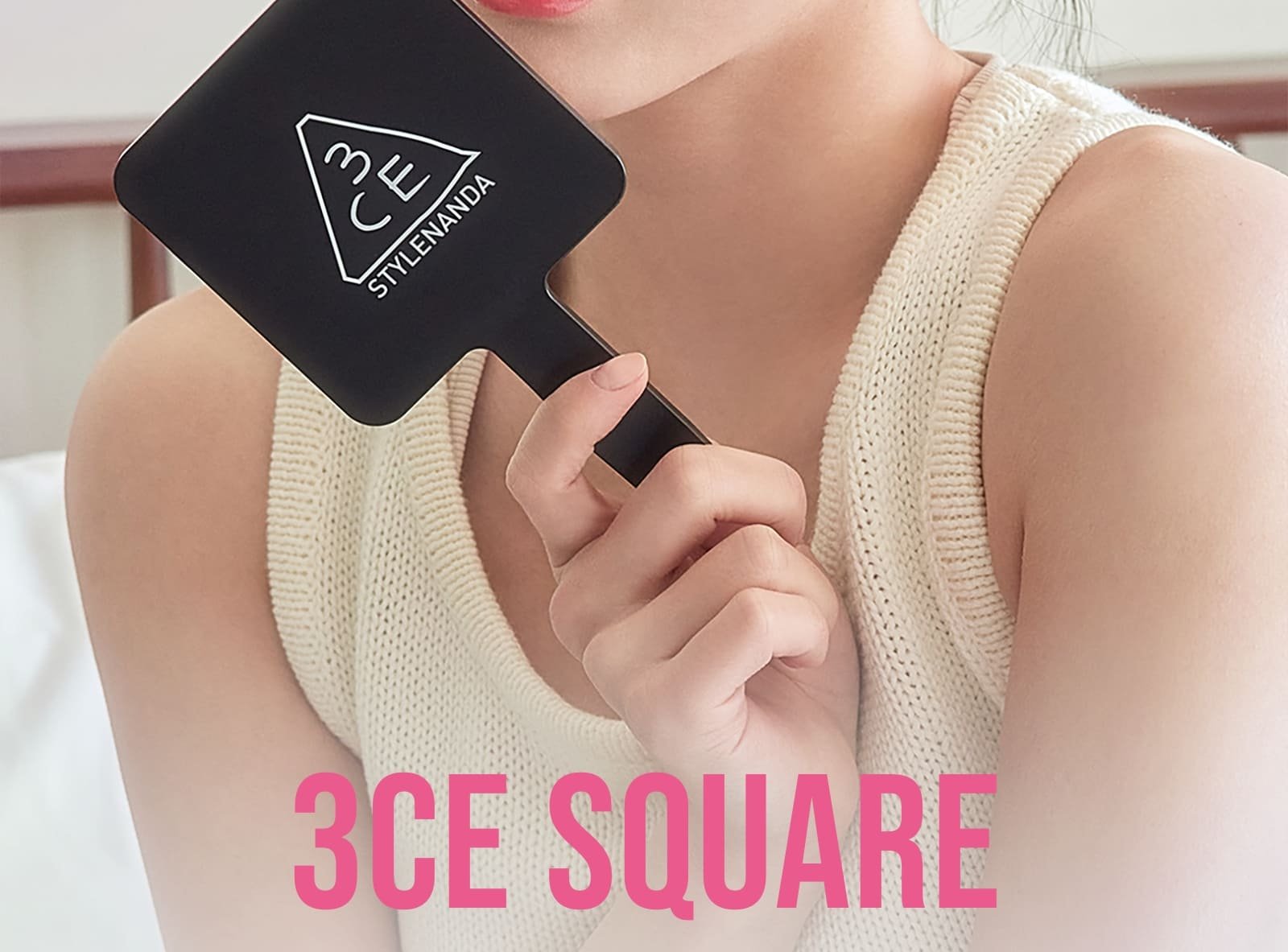 Key model visual of 3CE Square Mini Hand Mirror 02