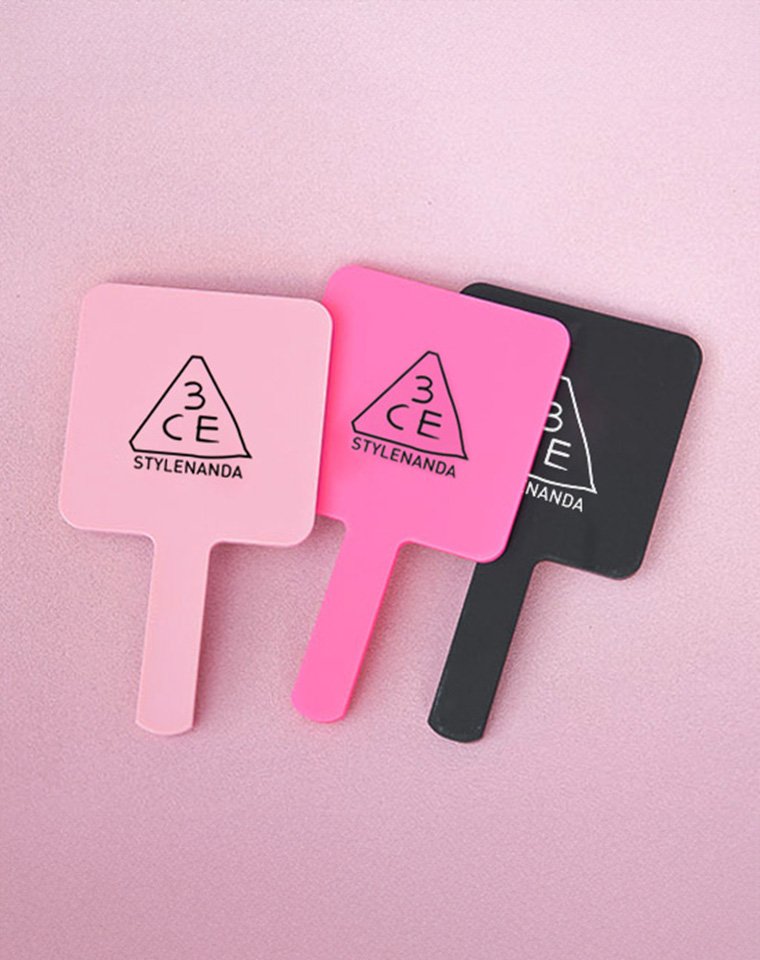 Square Mini Hand Mirror Display 02