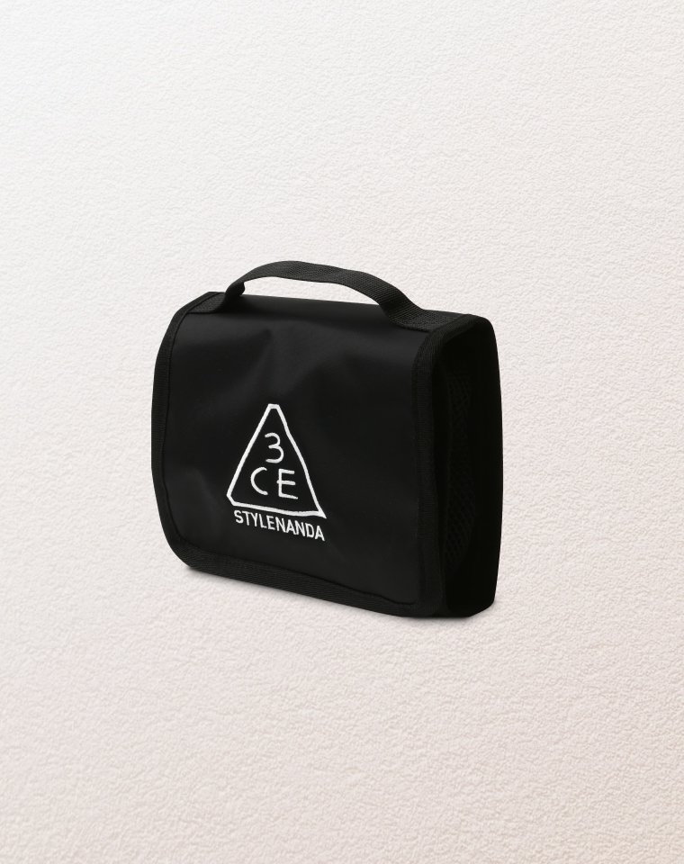 Black packshot 02