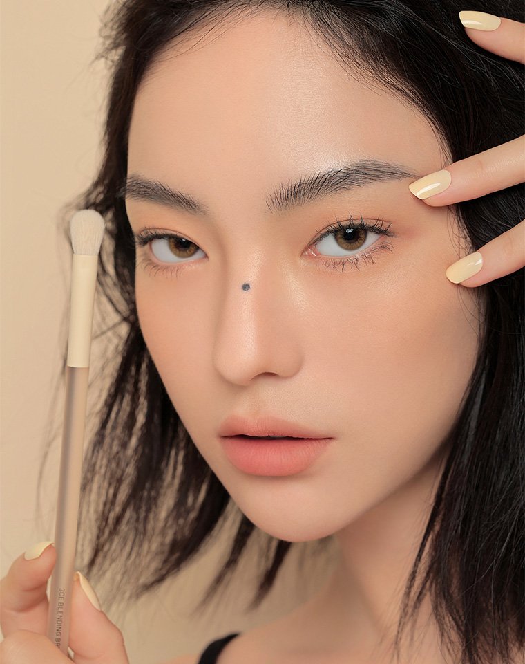 Key product image of 3CE BLENDING BRUSH