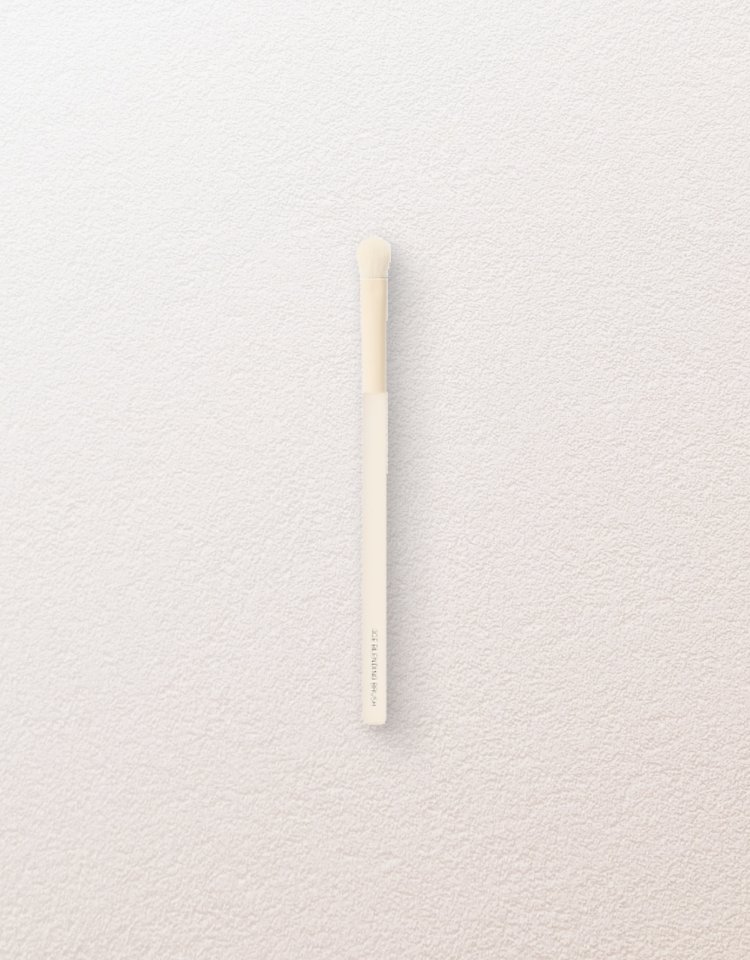 BLENDING BRUSH PACKSHOT