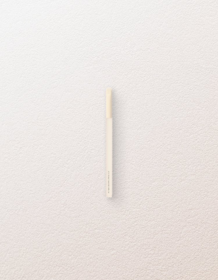POINT SMUDGE BRUSH MODEL PACKSHOT